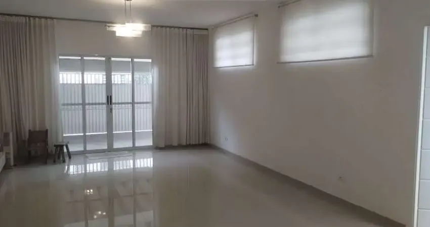 Klabin casa com 3 dormitórios, sendo 1 suíte 2 vagas, chácara klabin, no jardim da glória, região nobre da vila mariana