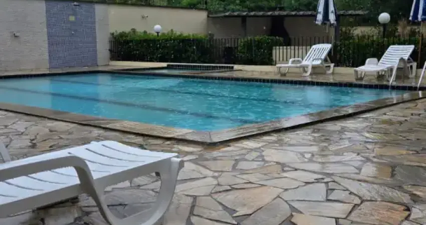 Excelente condomínio no campo limpo com 02 dormitórios vaga de garagem.