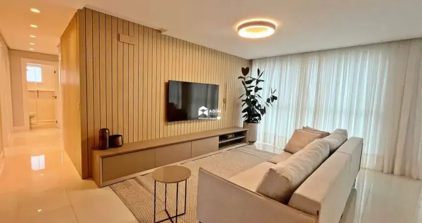 Aluguel Anual: Apartamento mobiliado 3 suítes no centro de Balneário Camboriú.