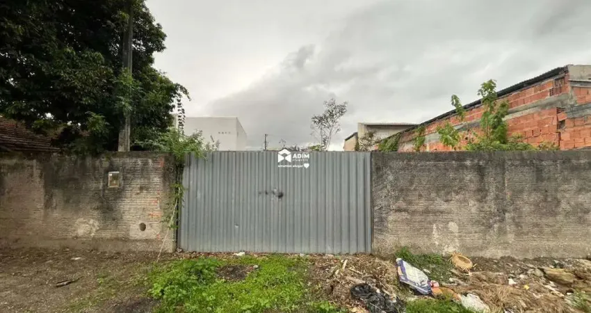 Aluguel Anual: Terreno com 311m² no bairro Areias em Camboriú