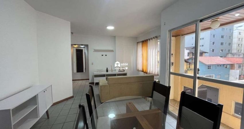 Aluguel anual: Apartamento de 2 quartos a quadra mar em Balneário Camboriú VALOR PROMOCIONAL DURANTE 06 MESES