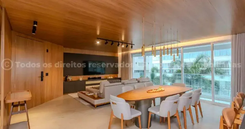 Apartamento a venda no Edifício Le Blanc com 03 Suítes na Praia Brava em Itajaí.