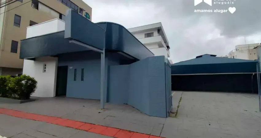 Aluguel anual: casa comercial de 160mts² privativo e 220mts² externo em balneário camboriú