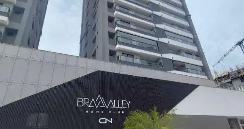 Aluguel anual: apartamento novo com sacada de 2 suítes na praia brava - itajái - sc
