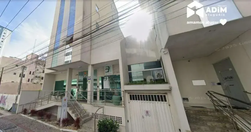 Aluguel anual: sala comercial em centro médico no bairro pioneiros - balneário camboriú