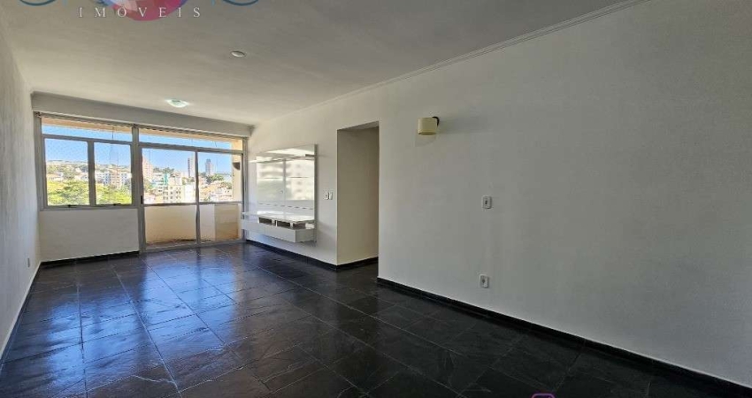 Aluguel de Apartamento Edifício Eurico Lourenção, no Centro de Jundiaí-SP: 2 Quartos, 1 Suíte, 2 Salas, 3 Banheiros, 1 Vaga - 110m²