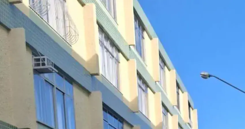 Apartamento para Venda em Cabo Frio, Centro, 2 dormitórios, 1 suíte, 1 banheiro, 1 vaga