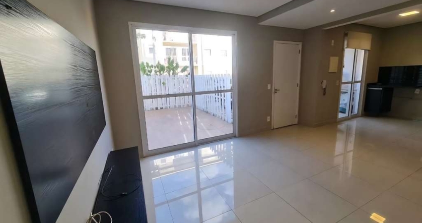 Casa para Venda em Santana de Parnaíba, Chácara do Solar III, 2 dormitórios, 2 banheiros, 2 vagas