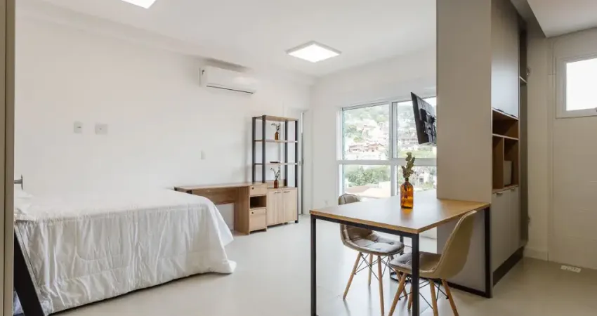 Apartamento Studio 100% Mobiliado para alugar ao lado da UFSC! Só chegar com as roupas