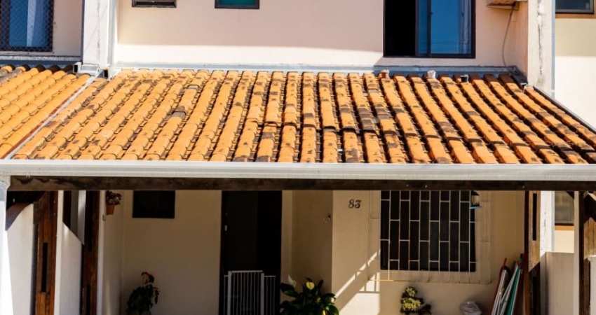 Casa em condomínio fechado com 3 quartos à venda na Rua Goiânia, 1597, Cajuru, Curitiba