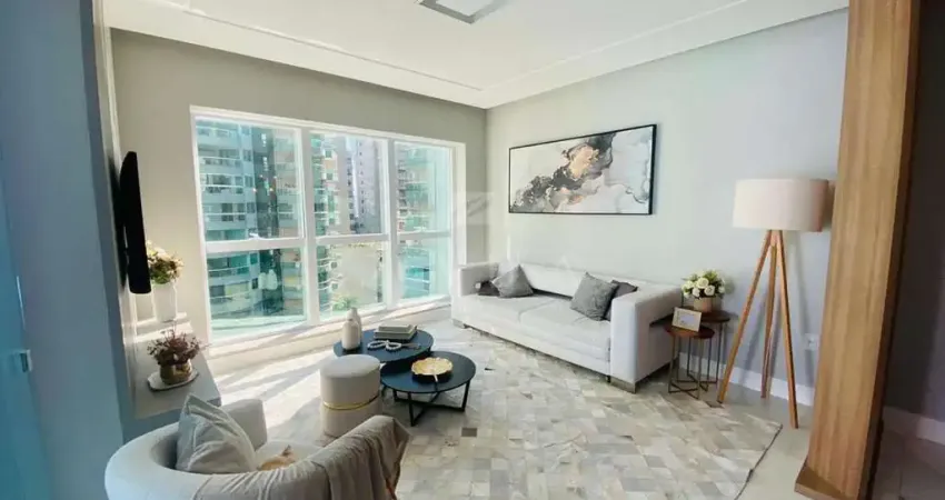 Apartamento com 4 quartos à venda na Rua 317, 110, Meia Praia, Itapema