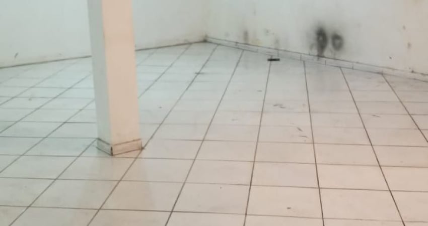 Garagem para alugar na Avenida Nossa Senhora da Luz, 33, Bacacheri, Curitiba