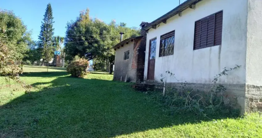 Sítio para Venda em Pelotas, Cascata, 2 dormitórios, 1 banheiro, 1 vaga