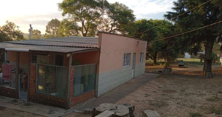 Sítio para Venda em Pelotas, zona rural, 2 dormitórios, 1 banheiro, 1 vaga