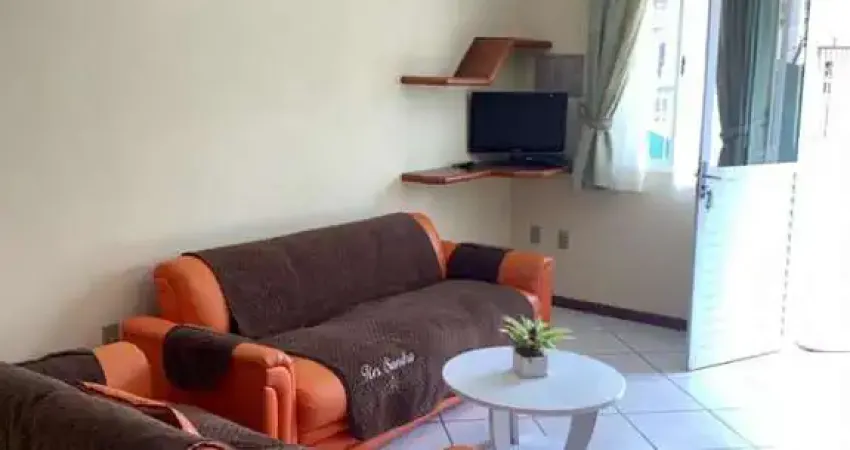 Casa para Temporada em Bombinhas, Bombas, 2 dormitórios, 1 banheiro, 1 vaga