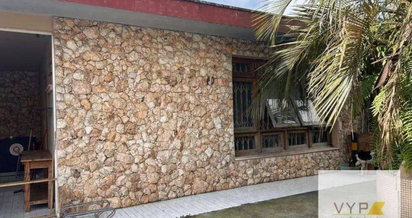 Terreno à venda na Rua Irati, 40, Santa Quitéria, Curitiba