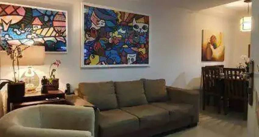 Sobrado com 3 dormitórios à venda, 150 m² por R$ 890.000,00 - Xaxim - Curitiba/PR
