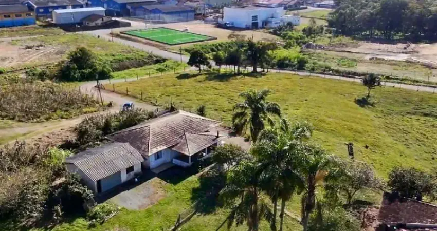 Excelente oportunidade terreno de 25.000 m² na rodovia gov. mário covas (br-101) - próximo ao posto graal