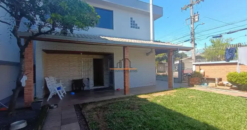 Linda casa no bairro Igara