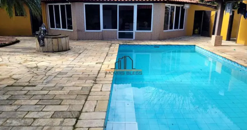 Casa com 5 quartos à venda na Rua dos Girassóis, 118, Igara, Canoas