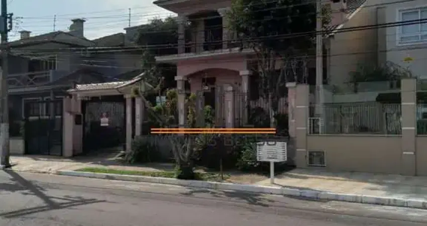 Sobrado localizado no bairro São José/Canoas