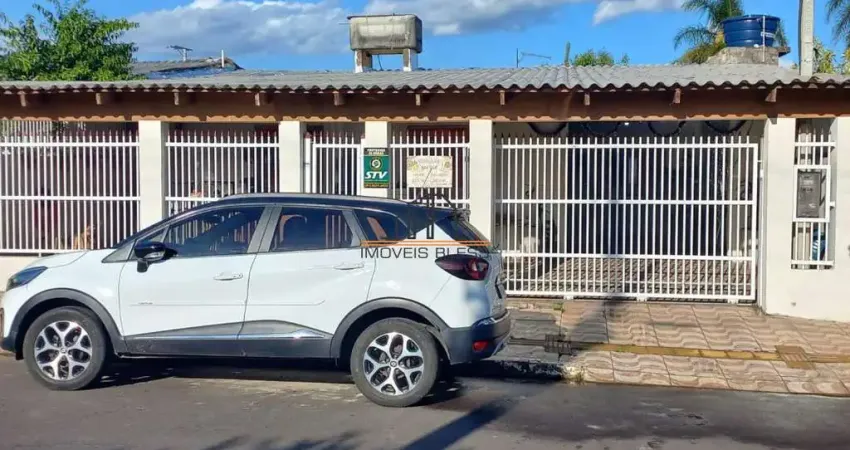 Casa com 4 quartos à venda no Guajuviras, Canoas 