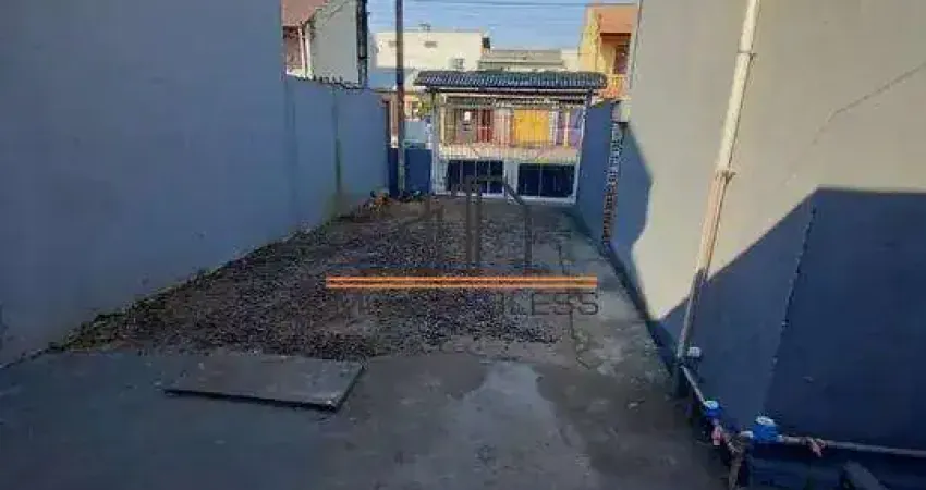 Casa localizada no bairro Estância Velha/Canoas