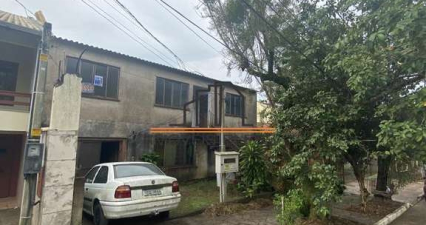 Casa localizada no bairro São José/Canoas