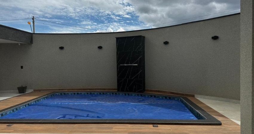 VENDE-SE SOBRADO NO JARDIM NATAL