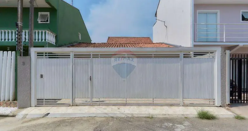 'casa térrea em condomínio, bairro uberaba, curitiba.  próximo avenida salgado filho.