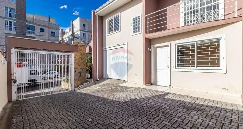 Casa em condomínio fechado com 3 quartos à venda na Rua Rodolfo Bernardelli, 441, Uberaba, Curitiba