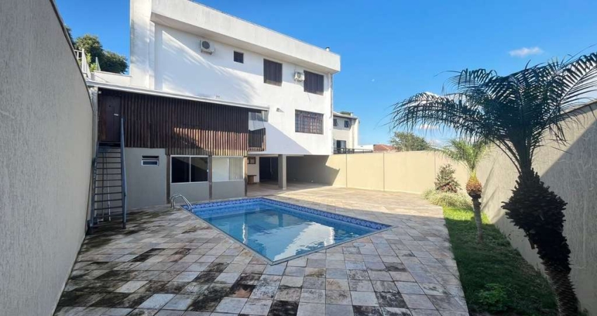 Casa com 5 quartos à venda na Rua Deputado Leoberto Leal, 600, Guabirotuba, Curitiba