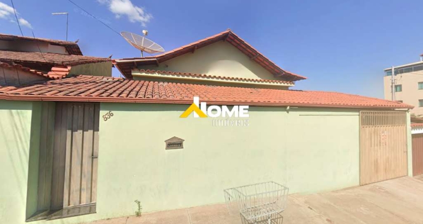 Casa à venda, 4 quartos, 1 suíte, 4 vagas, Araguaia - Belo Horizonte/MG