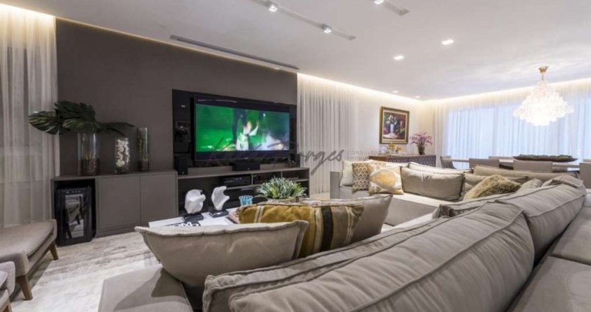 Casa duplex com 5 suítes no Ponta Negra Boulevard