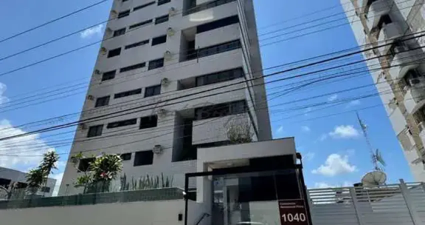 Apartamento no Residencial Petra em Tirol com 200m²