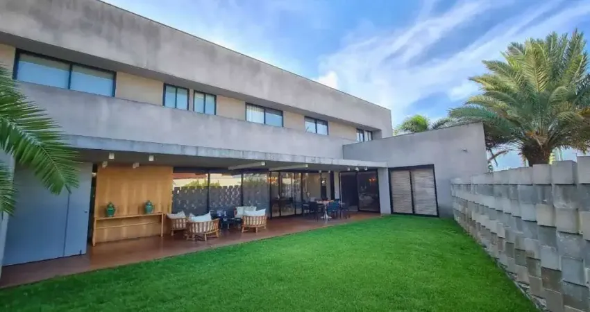 Casa duplex West Side Boulevard com 570m² e 4 suítes
