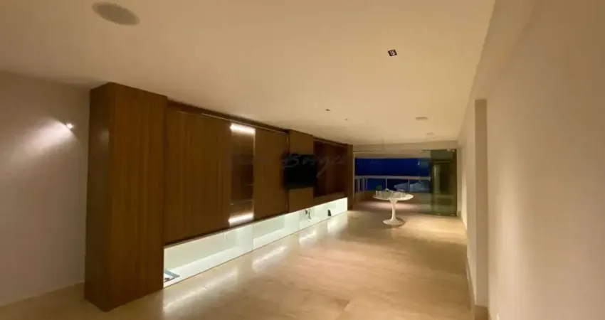 Apartamento em Areia Preta - Porto Salinas: 3 suítes, 180m²