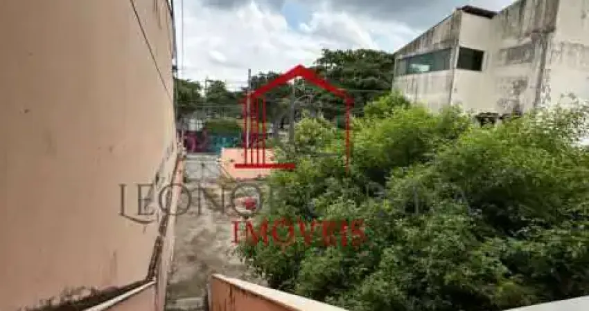 Apartamento com 2 quartos para alugar na Rua Dirceu, Jardim Sulacap, Rio de Janeiro