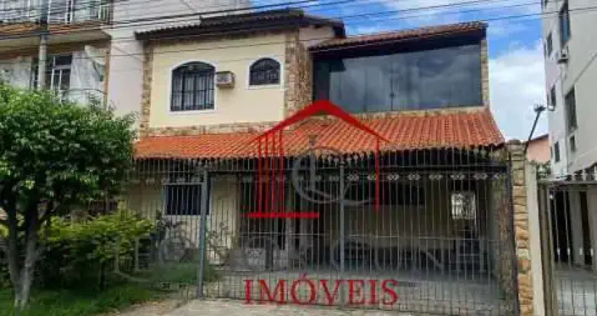 Casa com 4 quartos à venda na Rua Porto Santana, Vila Valqueire, Rio de Janeiro