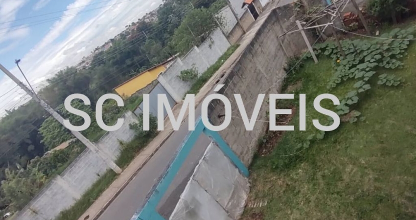 Este sobrado localizado no bairro Pousada do Vale  R$630.000,00