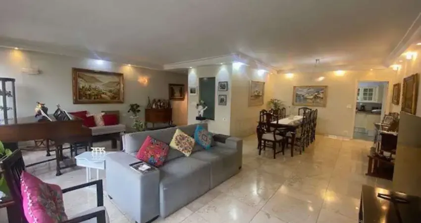Apartamento para venda tem 217 metros quadrados com 4 quartos em Itaim Bibi - São Paulo - SP