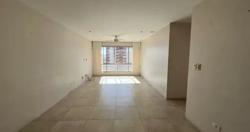 Espaçoso Apartamento de 2 Quartos na Vila Pompéia, São Paulo, com Conforto e Conveniência