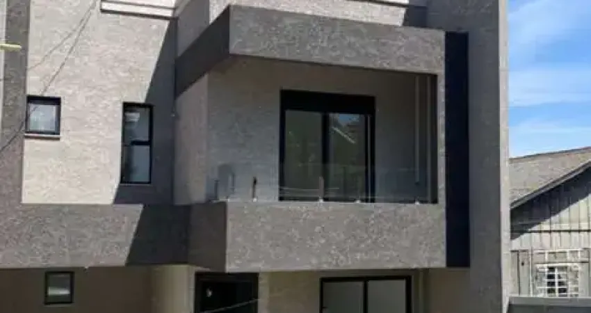 Sobrado com 3 quartos  à venda, 132.00 m2 por R$630000.00  - Uberaba - Curitiba/PR