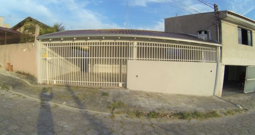 Casa Residencial com 4 quartos  à venda, 150.00 m2 por R$620000.00  - Alto Boqueirao - Curitiba/PR