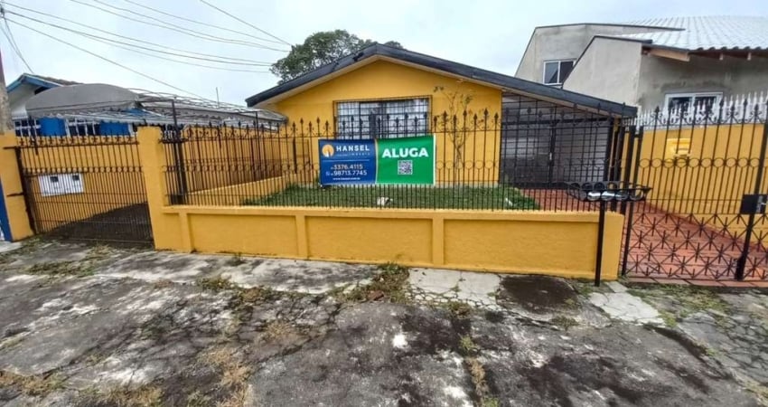 Casa Residencial com 3 quartos  para alugar, 170.00 m2 por R$3800.00  - Boqueirao - Curitiba/PR