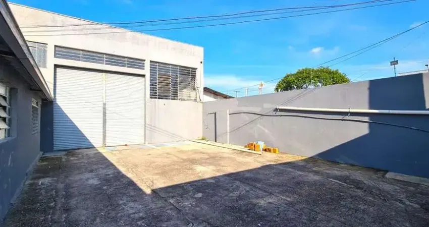 Barracão à venda, 300.00 m2 por R$1000000.00  - Hauer - Curitiba/PR
