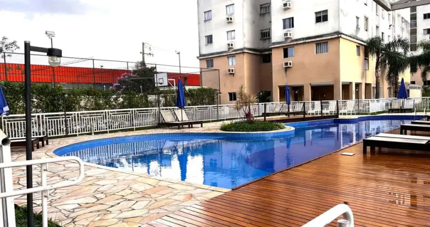 Apartamento com 2 quartos para alugar, 57.04 m2 por R$2200.00 - Guaira - Curitiba/PR