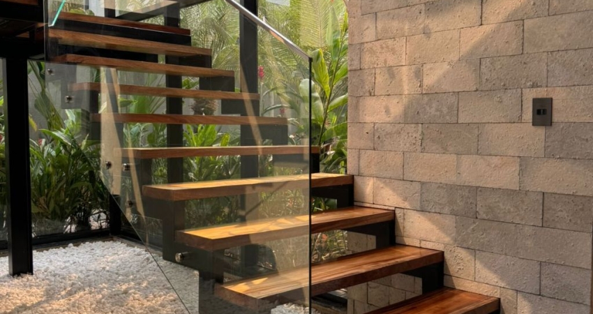 linda Casa sobrado Condomínio Florais do Valle, conforme com charme e sofisticação