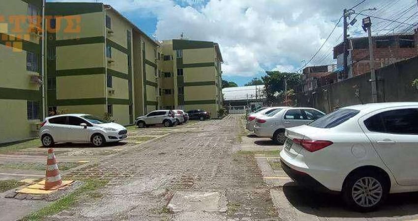 Apartamento com 2 dormitórios à venda, 62 m² por R$ 170.000,00 - Várzea - Recife/PE