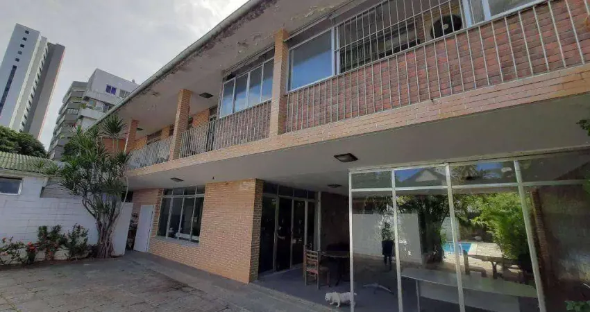 Ótima Casa com piscina